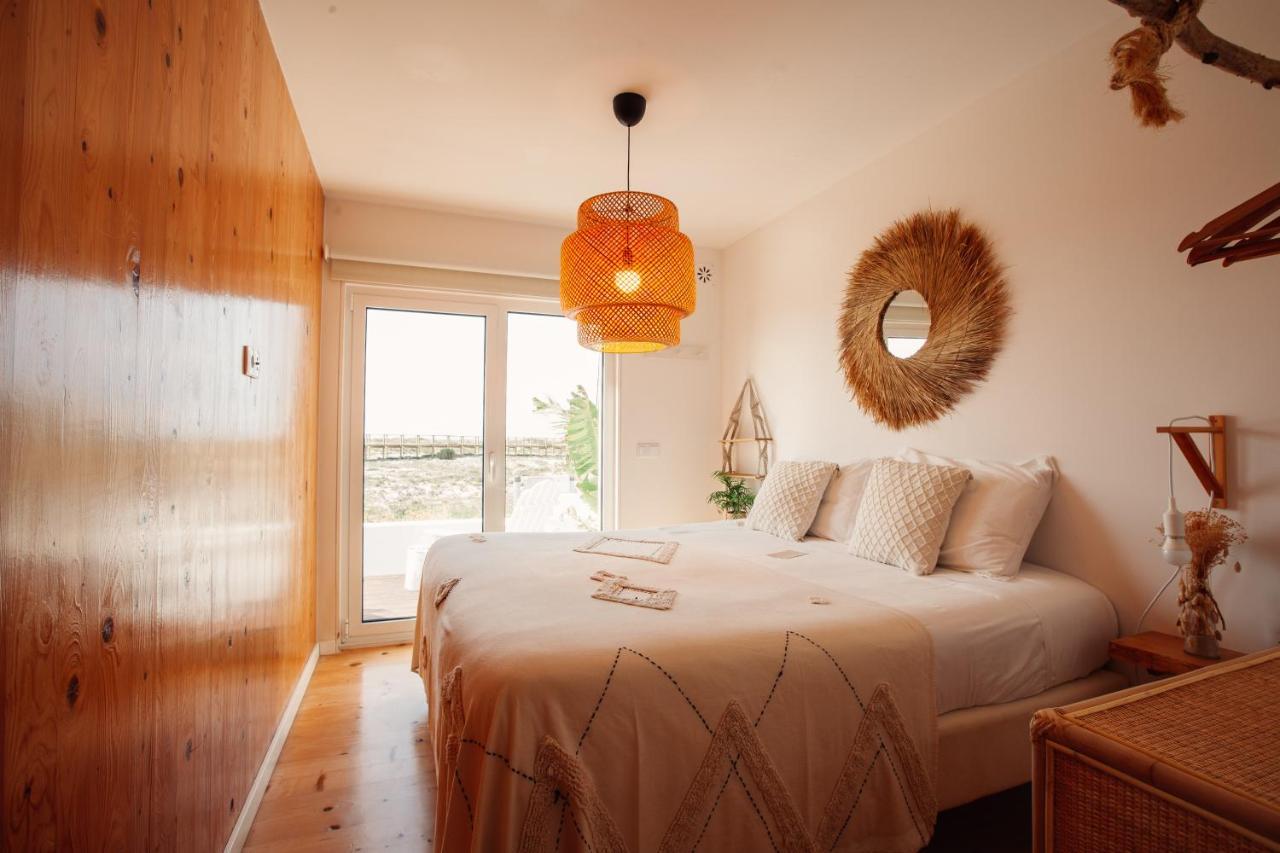 フィゲイラ・ダ・フォズ We Surf House Bed & Breakfast エクステリア 写真