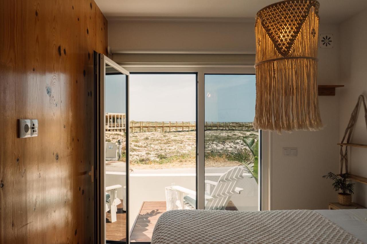 フィゲイラ・ダ・フォズ We Surf House Bed & Breakfast エクステリア 写真