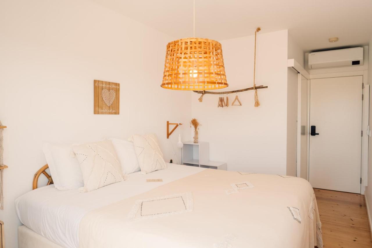 フィゲイラ・ダ・フォズ We Surf House Bed & Breakfast エクステリア 写真